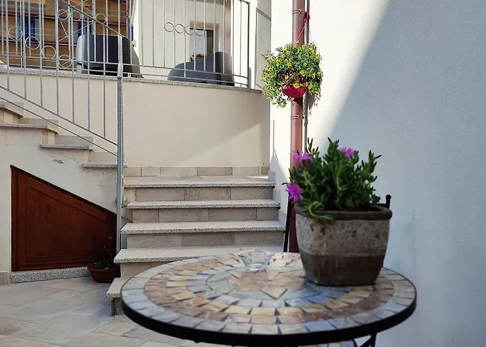 Almasarda Pensión 4*